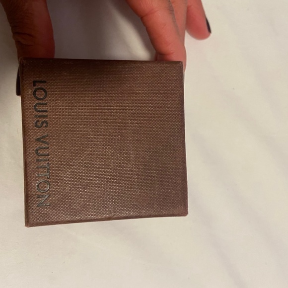 Authentic Louis Vuitton Pony Tail Barrettes - Picture 3 of 6